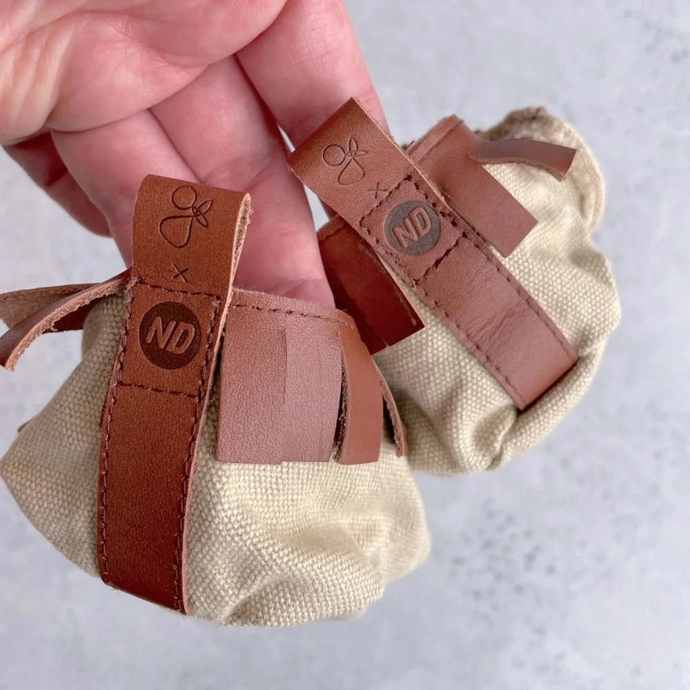 ✨ 2 for $20✨ NEW Goumi x New Darlings Canvas Overboots size 0-3 mos - Picture 3 of 7